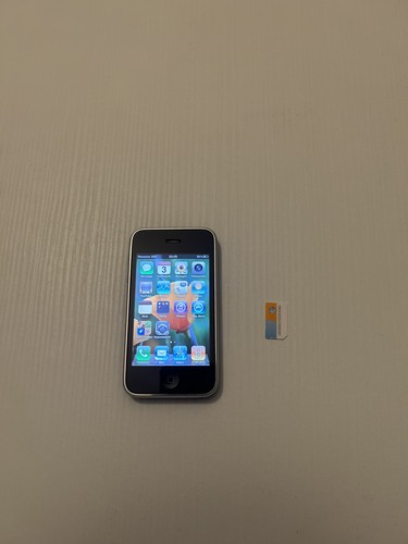 Iphone 3gs 8gb - 3gs,